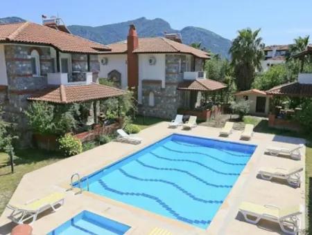 Villa For Sale Within The Site In Dalyan Osmanağalar Location (Dv37)