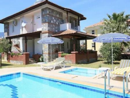 Villa For Sale Within The Site In Dalyan Osmanağalar Location (Dv37)