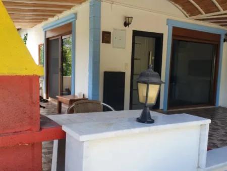 Farmhouse Located On 40 Acres Of Land In Tepearası Area (Tak01)