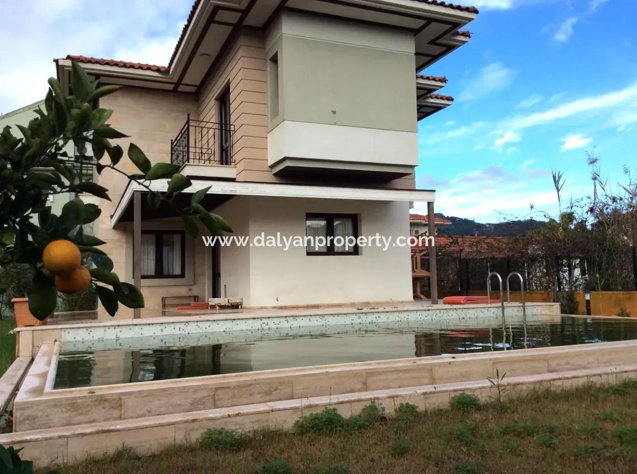 Dalyan Gülpınar'da Satılık Lüks Villa (Dv17)