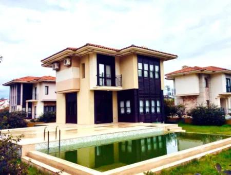 Dalyan Gülpınar'da Satılık Lüks Villa(Dv02)