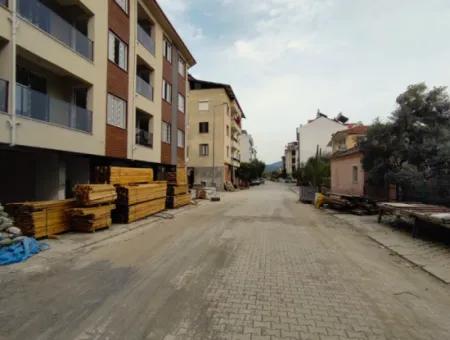 Dalamanda Satılık Sıfır Köşe Dükkan 208 M2 Merkez Konum (Dmt01)